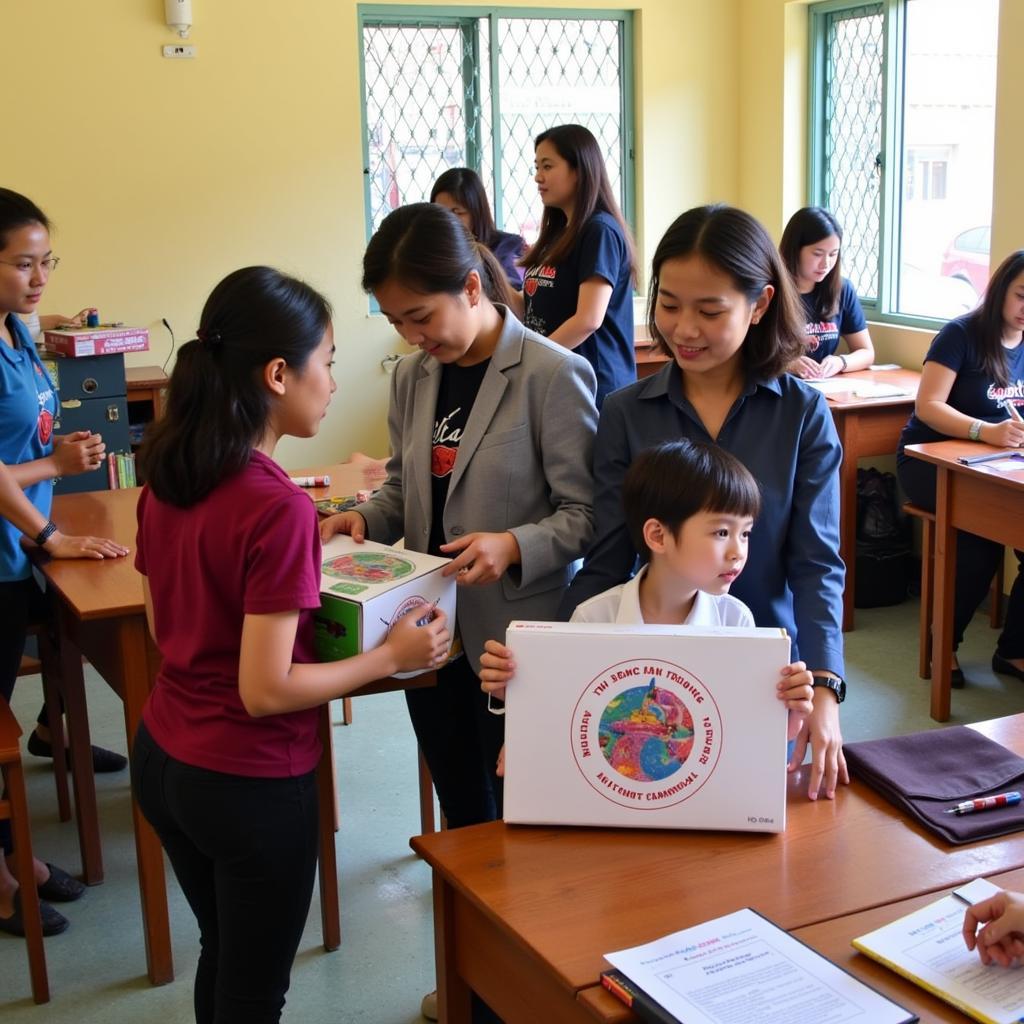 Học sinh THPT Gia Định tham gia chương trình Tiếp Sức Đến Trường